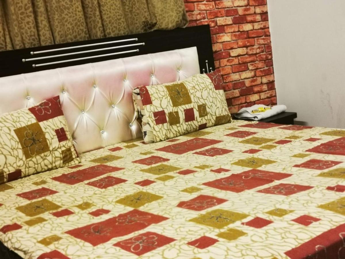 Gulshan Guest House Карачи Екстериор снимка