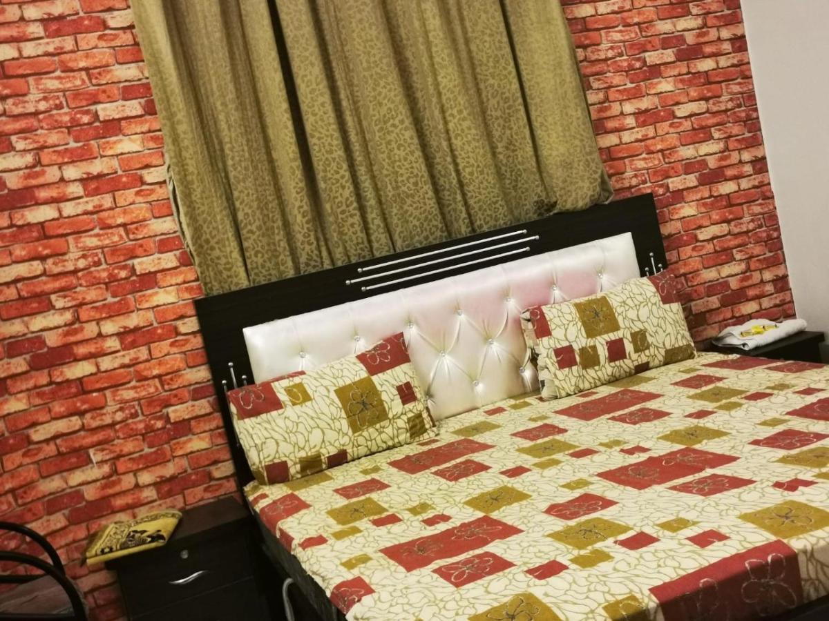 Gulshan Guest House Карачи Екстериор снимка