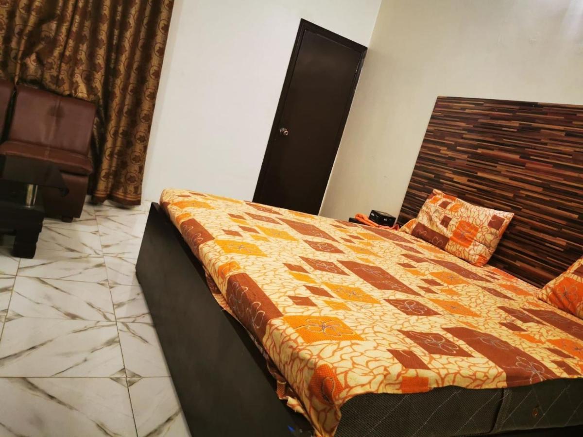 Gulshan Guest House Карачи Екстериор снимка