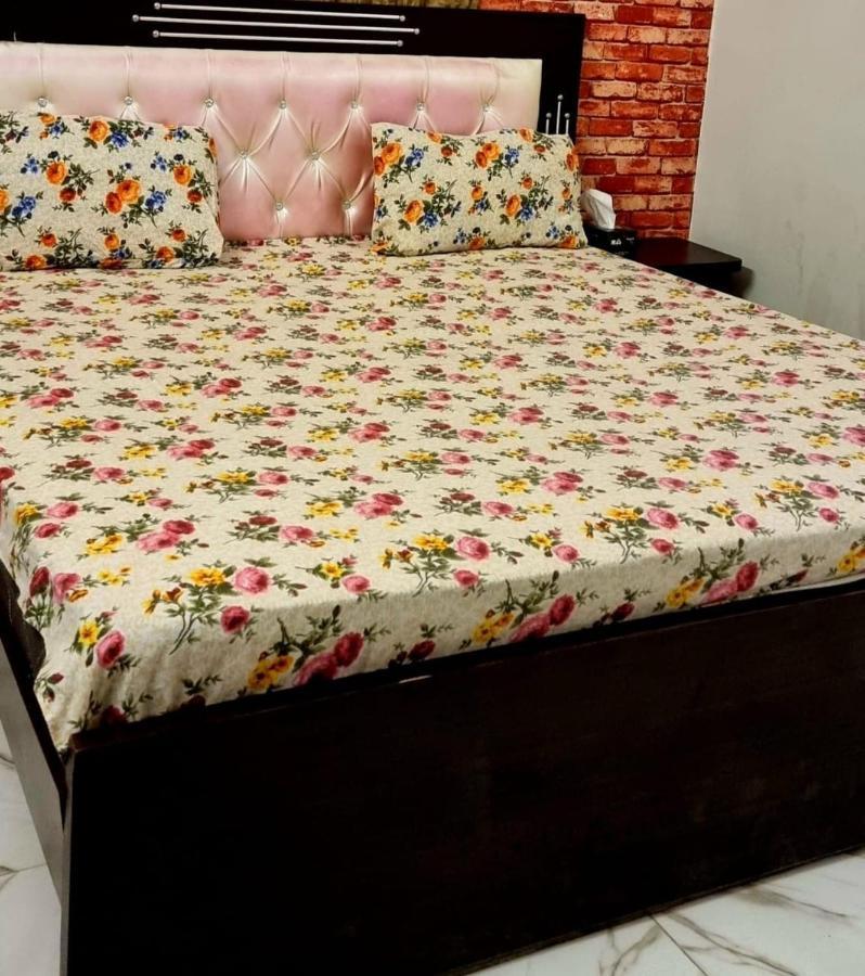 Gulshan Guest House Карачи Екстериор снимка