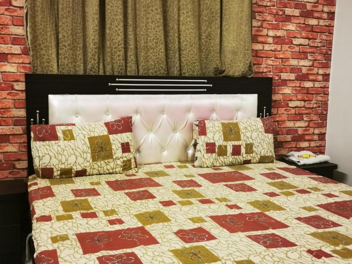 Gulshan Guest House Карачи Екстериор снимка