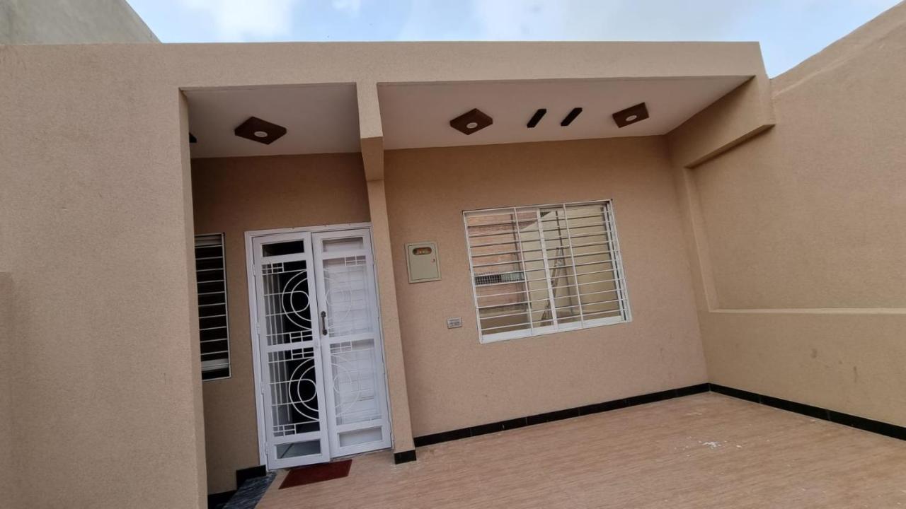 Gulshan Guest House Карачи Екстериор снимка